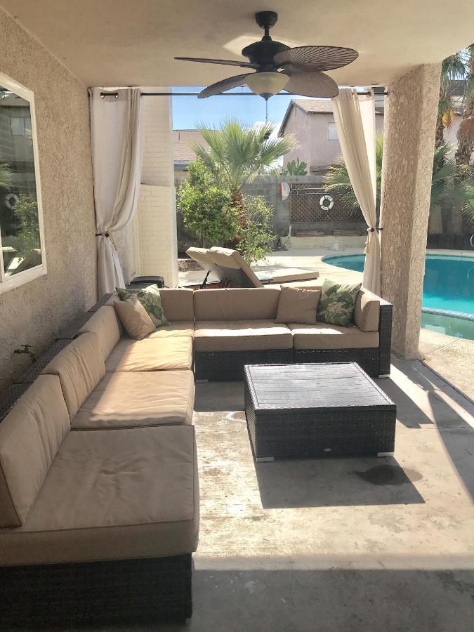 Urban Las Vegas Colonial In The Heart Of Vegas Villa Exterior photo